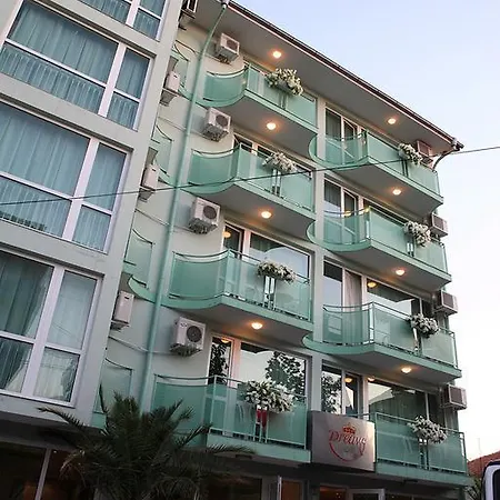 Dreams Family Hotel 2*